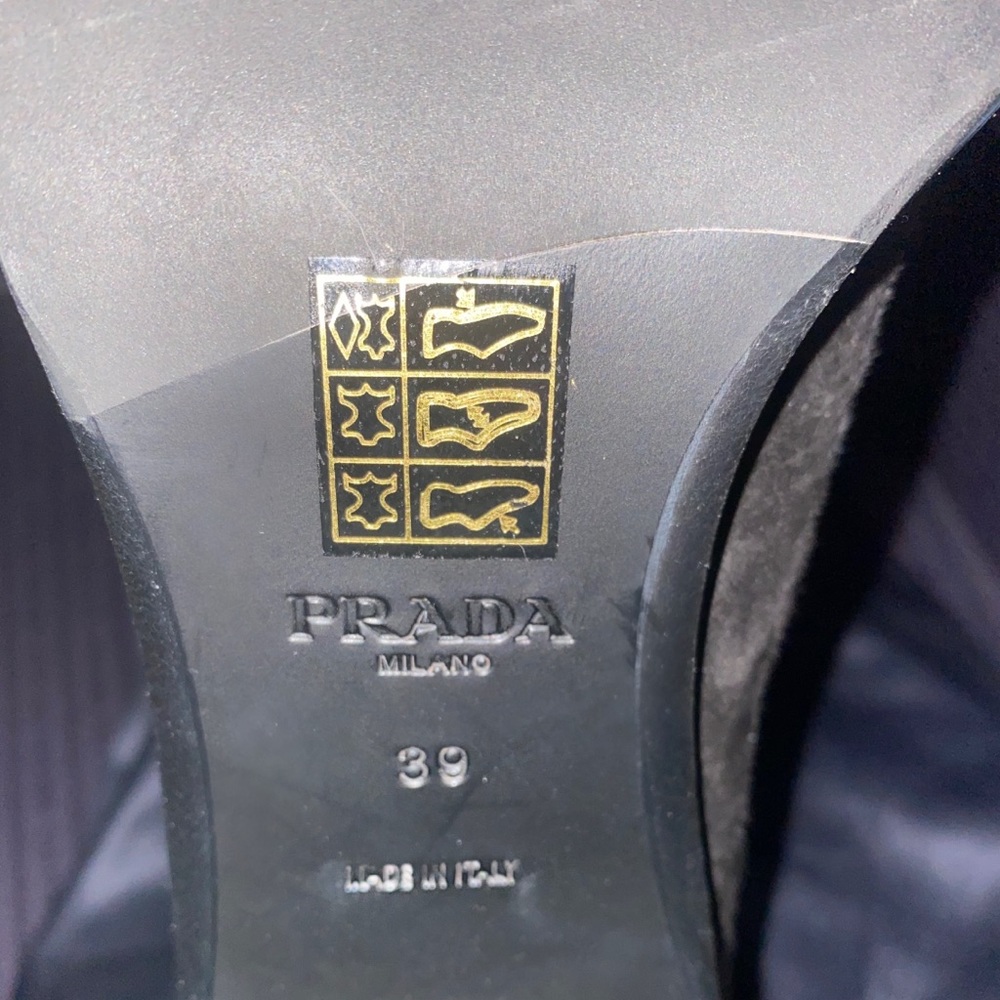 Prada black suede boots size 39 or 9 US - Picture 2 of 10